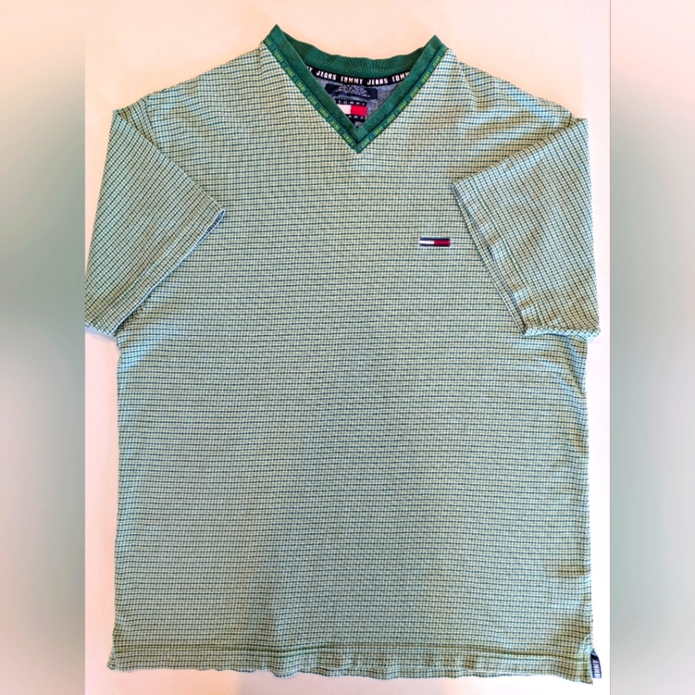 Vintage Tommy Hilfiger Cotton abstract geometric star in shades of green. XL